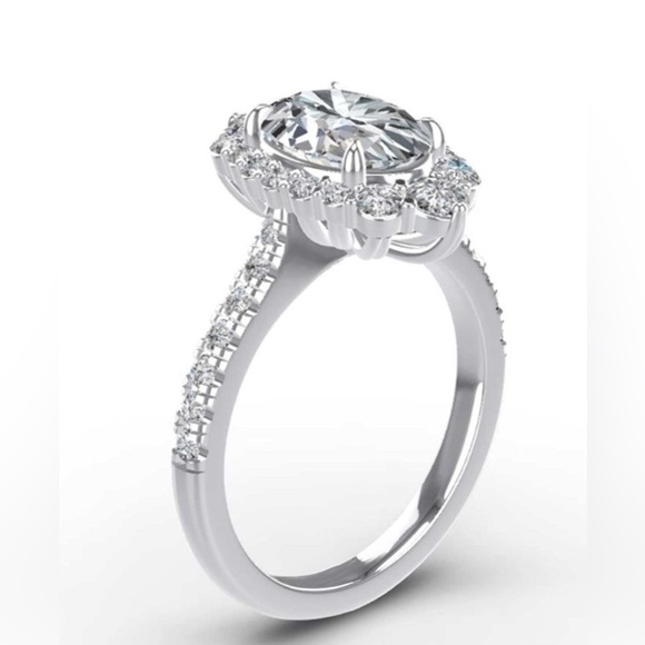 18k Certified 4 cttw Marquis Vintage Diamond Moissanite Ring - Picture 3 of 11